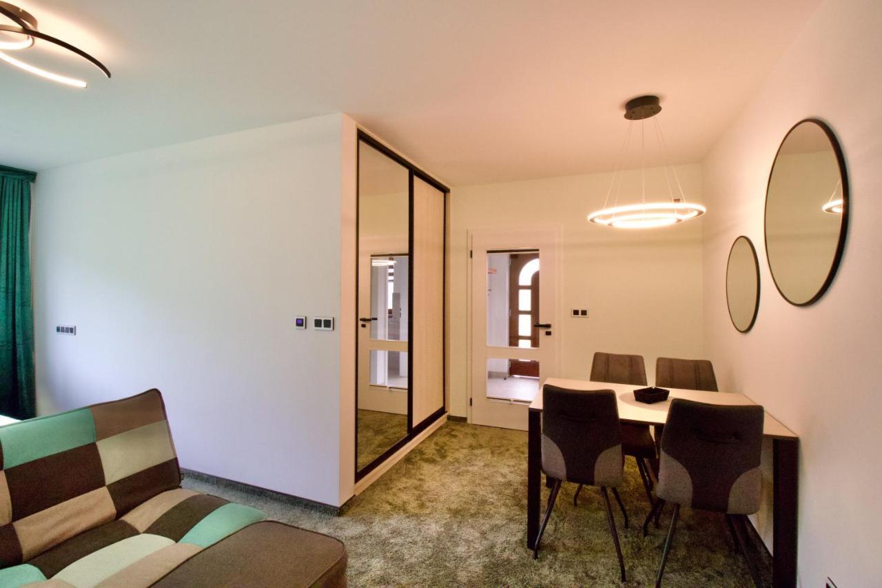 Apartman Uprostred Trojuhelniku Praha - Karlovy Vary - Plzen Kolesovice Екстер'єр фото