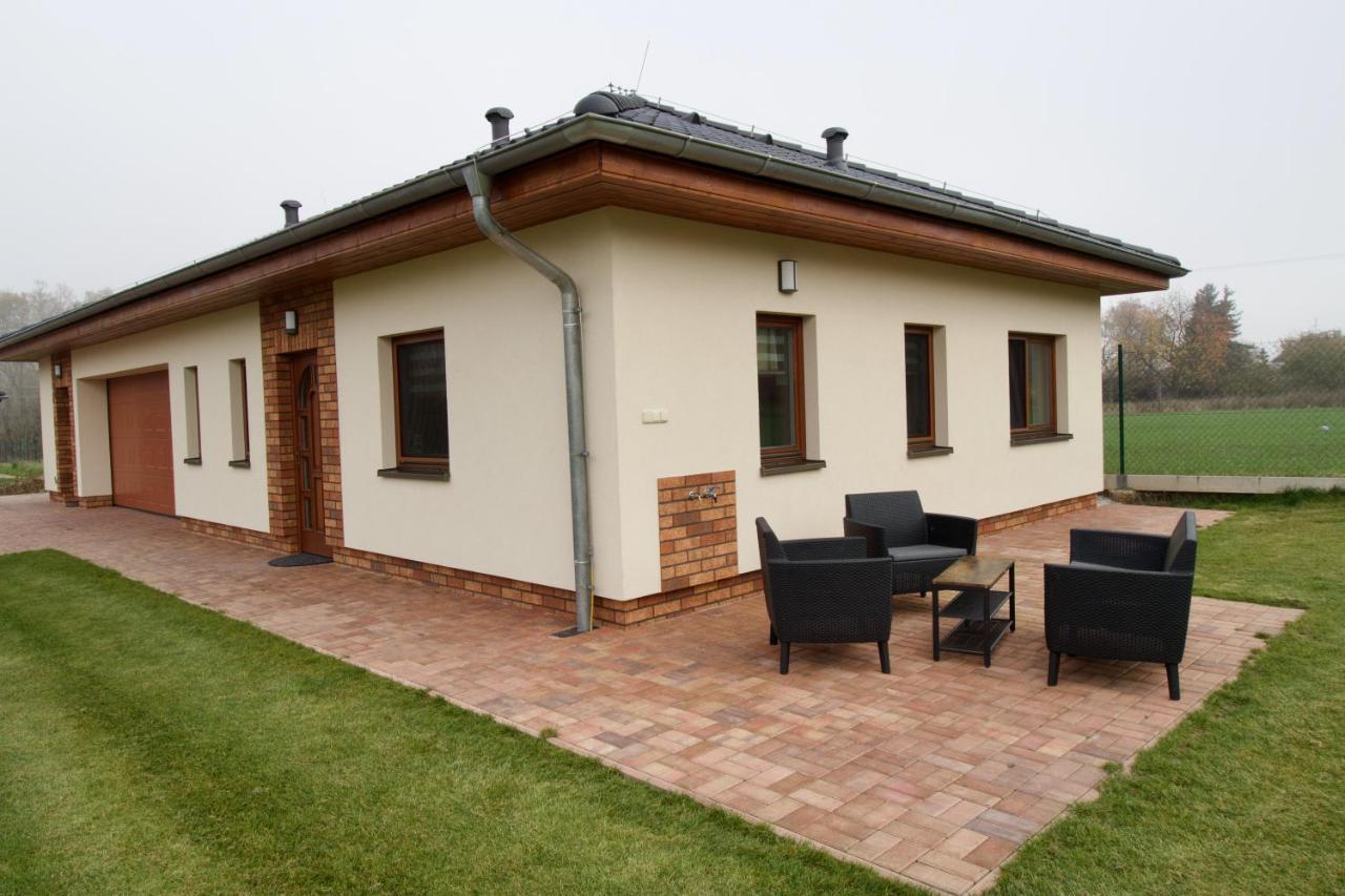 Apartman Uprostred Trojuhelniku Praha - Karlovy Vary - Plzen Kolesovice Екстер'єр фото