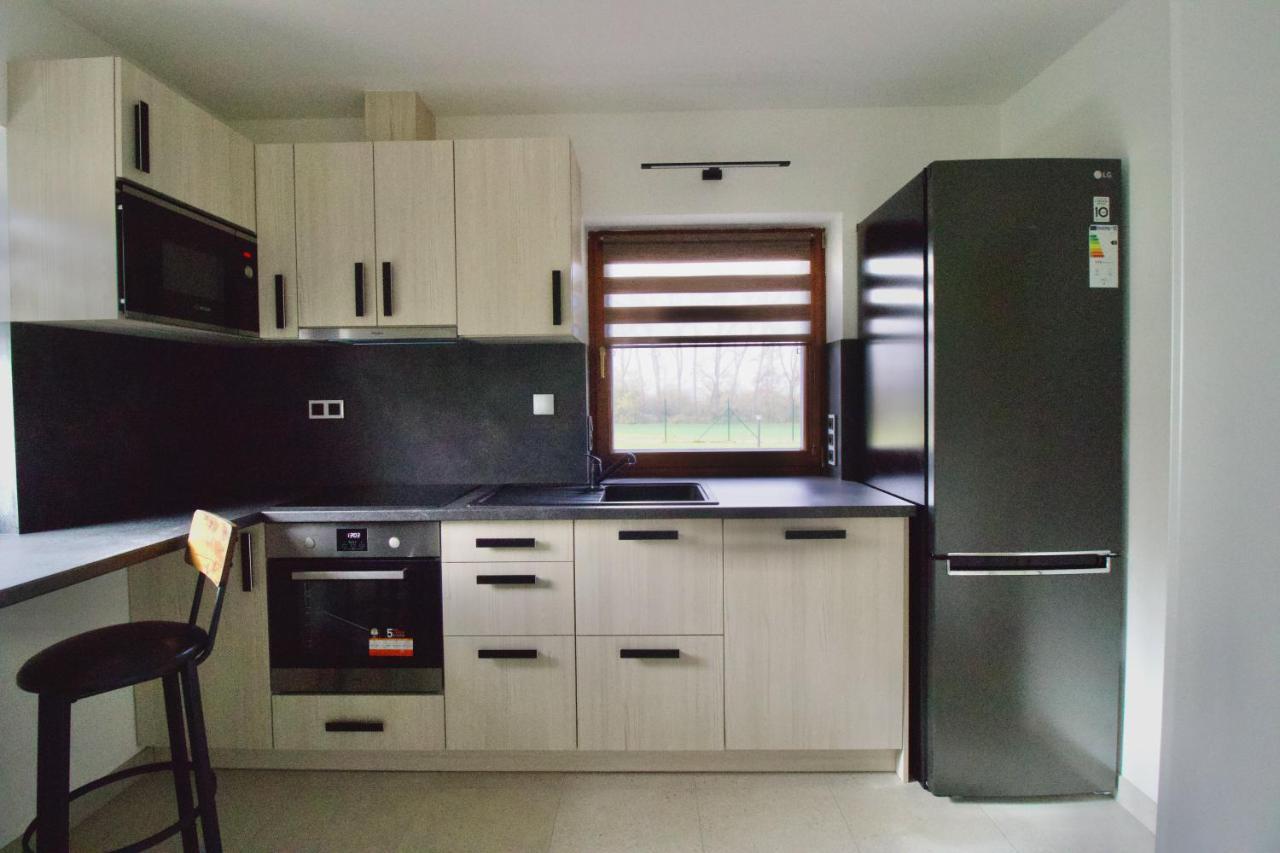 Apartman Uprostred Trojuhelniku Praha - Karlovy Vary - Plzen Kolesovice Екстер'єр фото